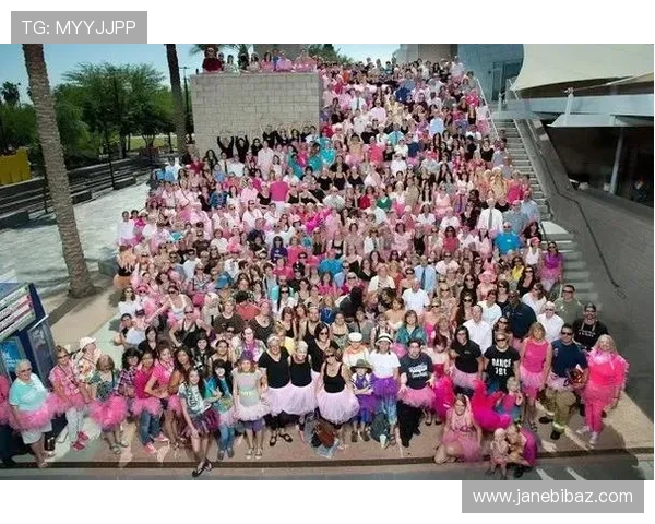 粉丝必看bob官方真人实录,第一时间呈现最真实的现场氛围 粉丝必看bob官方真人实录,第一时间呈现最真实的现场氛围